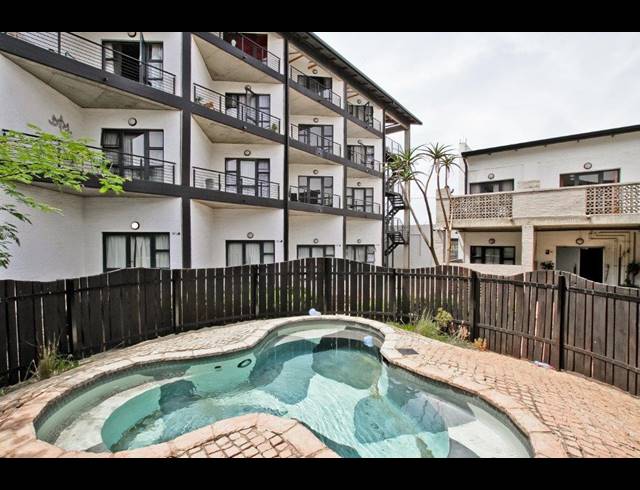 0.5 BEDROOM APARTMENT FOR SALE IN MABONENG